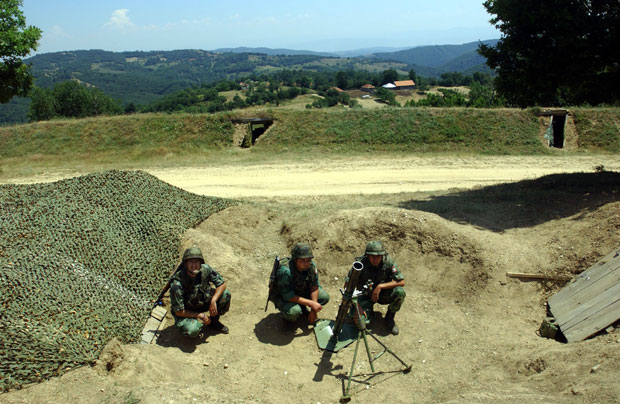 “НОВОСТИ” САЗНАЈУ: Албански терористи спремали напад на војну базу?